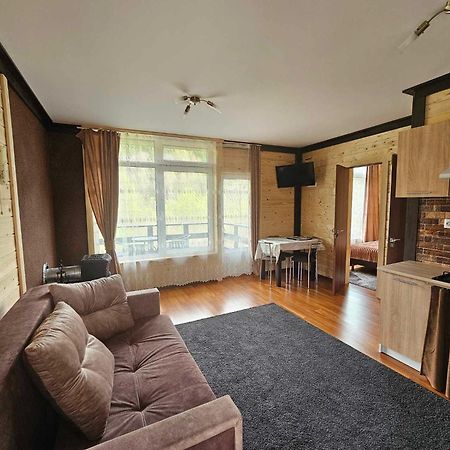 Симфонія Біля Річки Чан Apartment Skole Bagian luar foto